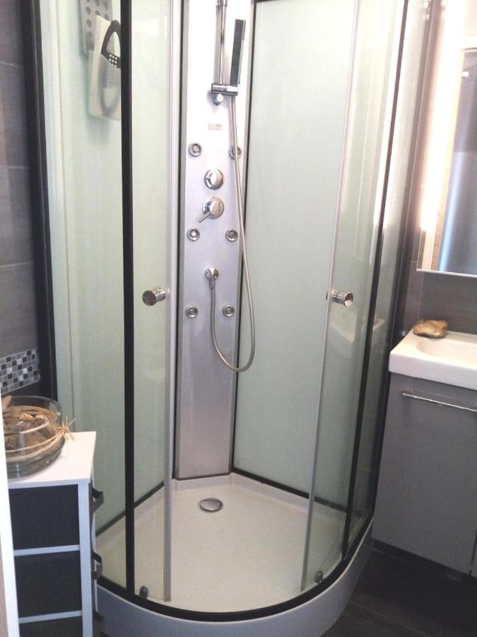Herm's Petite Maison Atypique Et Cour Privative - Avenue Du Marche - Ideal Couple Ou Jeunes Parents