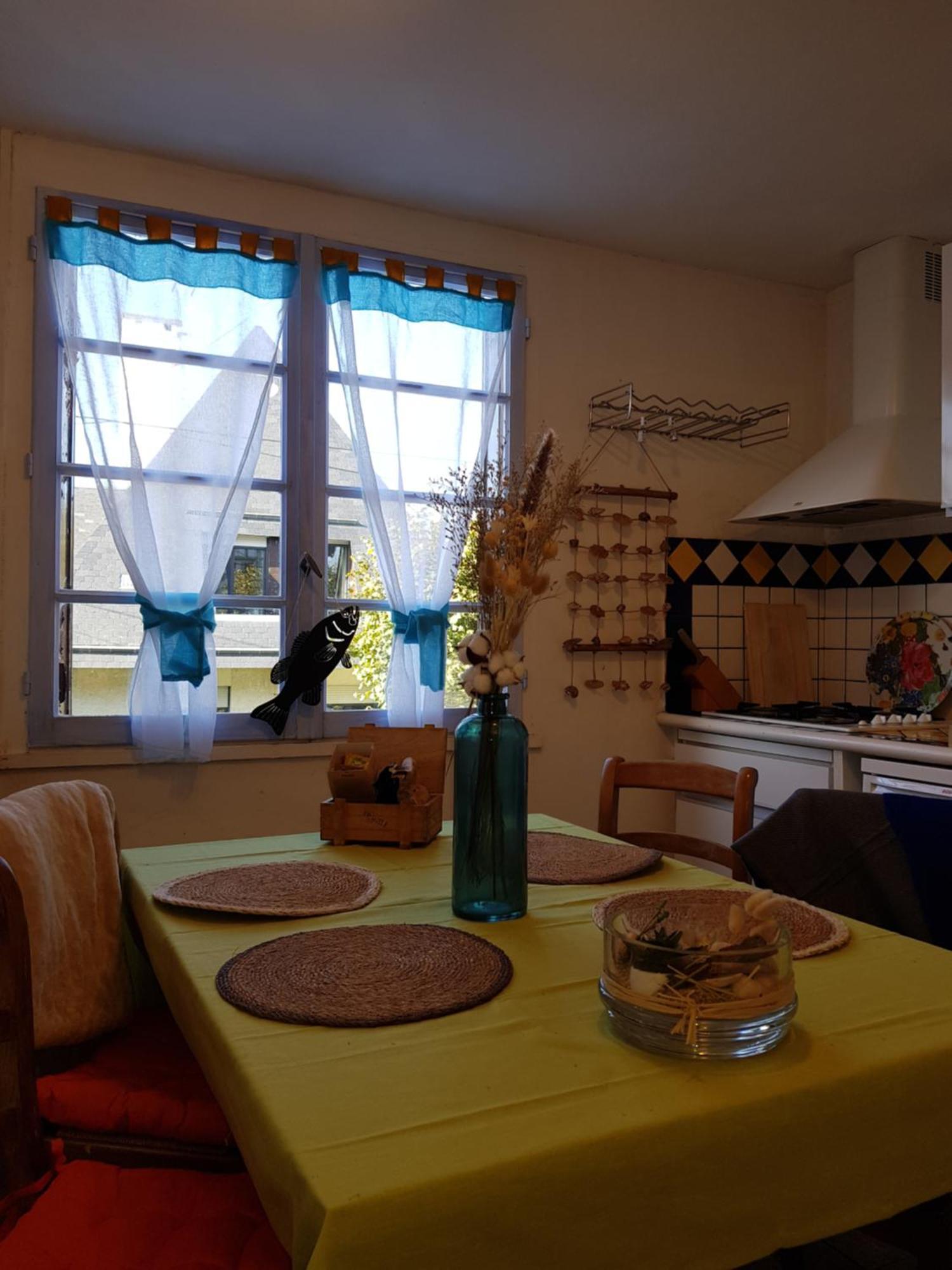 Herm's Petite Maison Atypique Et Cour Privative - Avenue Du Marche - Ideal Couple Ou Jeunes Parents
